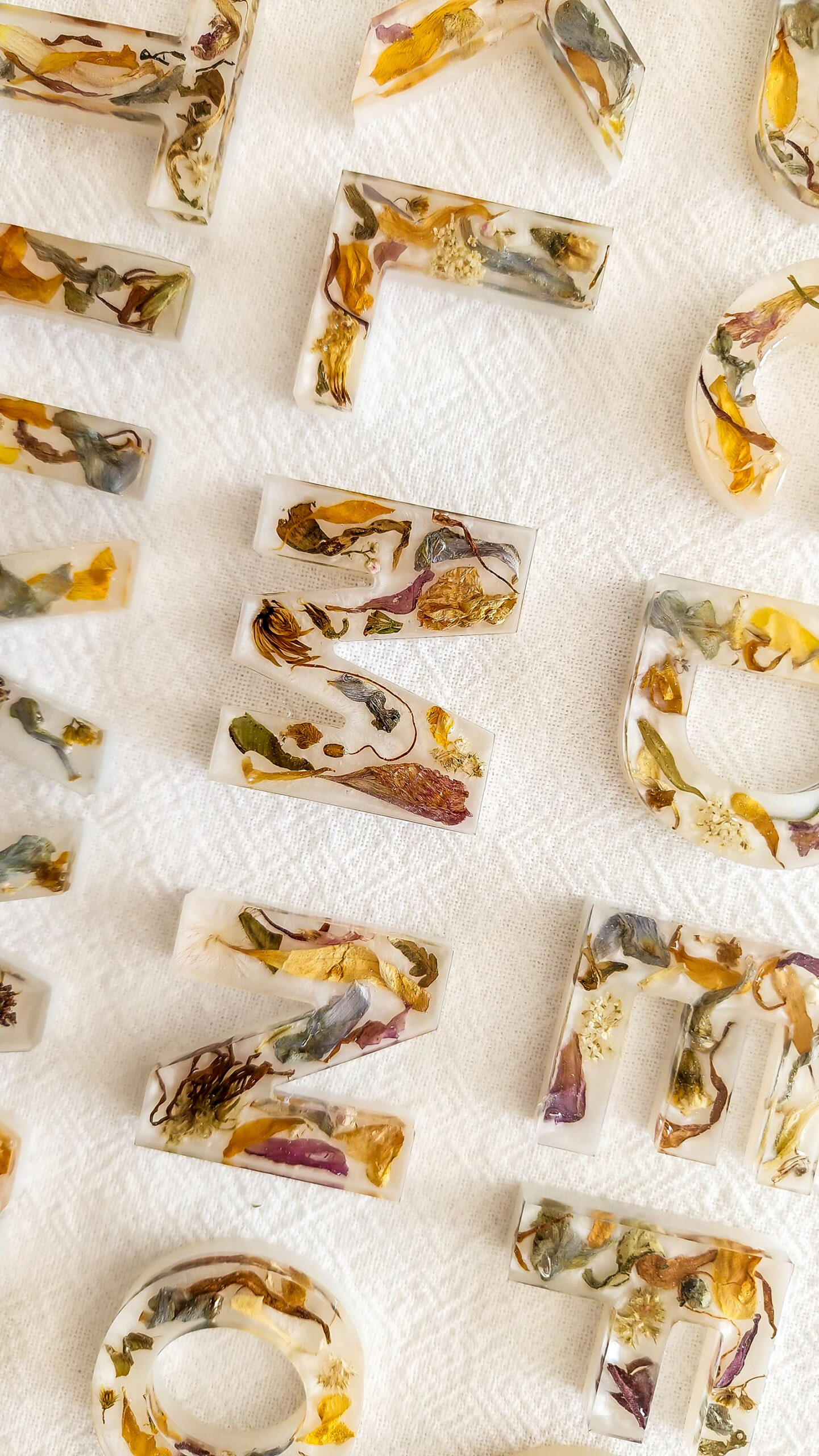 Botanical resin keychains- mixed floral - unfinished